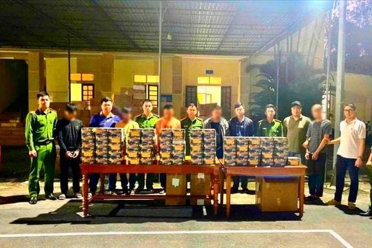 Bắt 6 đối tượng, thu giữ trên 2.200kg pháo các loại