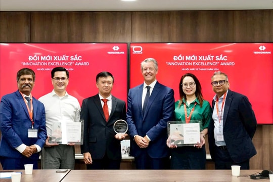Techcombank nhận giải thưởng Sáng tạo xuất sắc từ Oracle