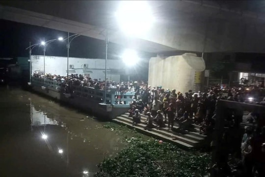 Nam thanh niên nhảy cầu tự tử