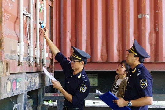 Hải quan Tây Ninh siết buôn lậu, gian lận thương mại, hàng giả cuối năm