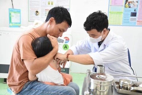 Hà Nội số ca sốt xuất huyết vẫn tăng, nhiều trẻ mắc sởi