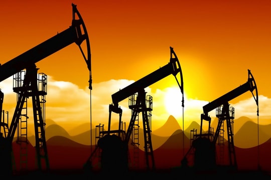 Giá xăng dầu hôm nay (25/11): Tiếp tục duy trì đà tăng của tuần trước