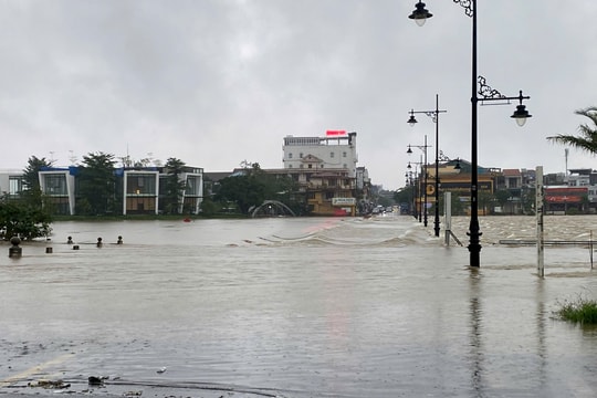 TT-Huế: Cảnh báo nguy cơ mưa lớn gây nguy cơ lũ quét, ngập lụt và sạt lở đất