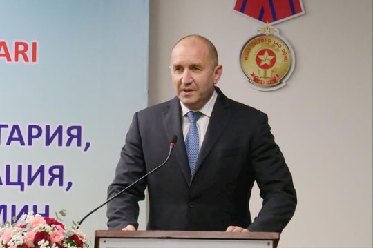 Tổng thống Bulgaria thăm và làm việc tại TP.HCM