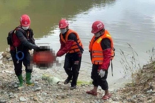 Tìm thấy thi thể bé trai mất tích cách nhà 30km