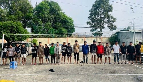 Bắt giữ 21 đối tượng mang theo hung khí để giải quyết mâu thuẫn