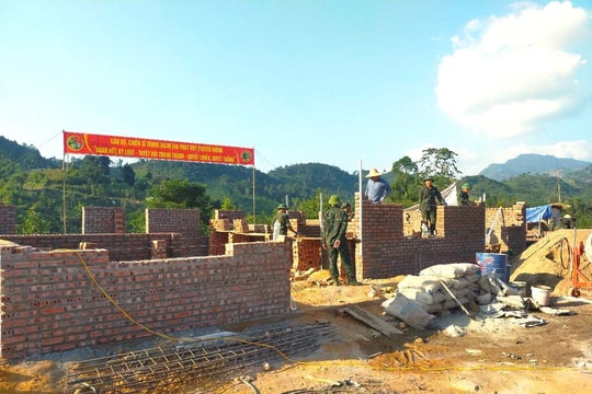 Tăng tốc thi công khu tái định cư cho đồng bào Mông tại Bắc Kạn