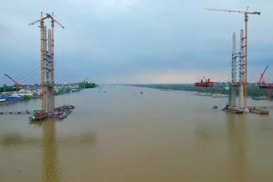 Huy động gần 600 công nhân, cán bộ kỹ thuật thi công cầu Rạch Miễu 2