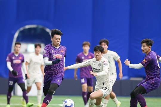 Đội tuyển Việt Nam thắng trận thứ hai tại Hàn Quốc