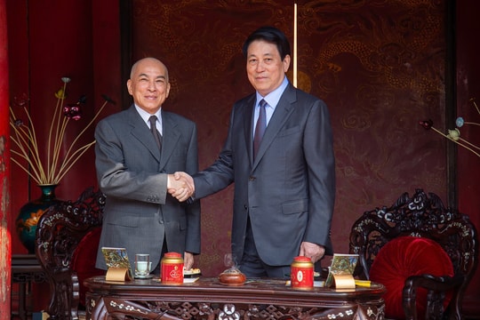 Quốc vương Campuchia Norodom Sihamoni kết thúc tốt đẹp chuyến thăm Việt Nam