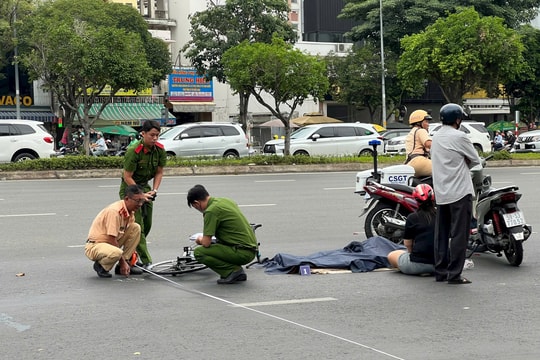 Điều tra nguyên nhân một "cua-rơ" mất mạng trên đường phố