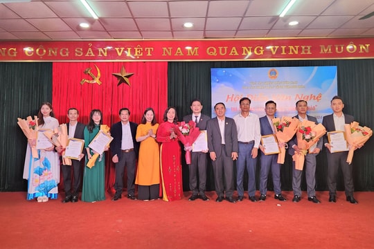 TAND tỉnh Thanh Hoá tổ chức Hội diễn văn nghệ chào mừng kỷ niệm 80 năm Ngày truyền thống TAND