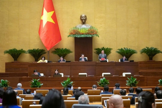 Thành lập thành phố Huế trực thuộc trung ương