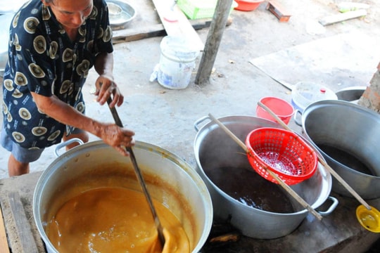 Nghề làm đường thốt nốt của đồng bào Khmer được công nhận là Di sản văn hóa phi vật thể quốc gia