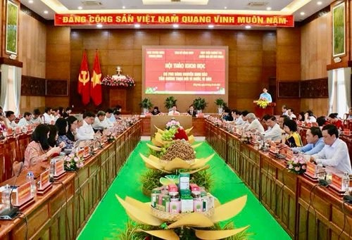 Tri ân cuộc đời “Cụ Phó bảng Nguyễn Sinh Sắc – tấm gương trọn đời vì nước, vì dân”