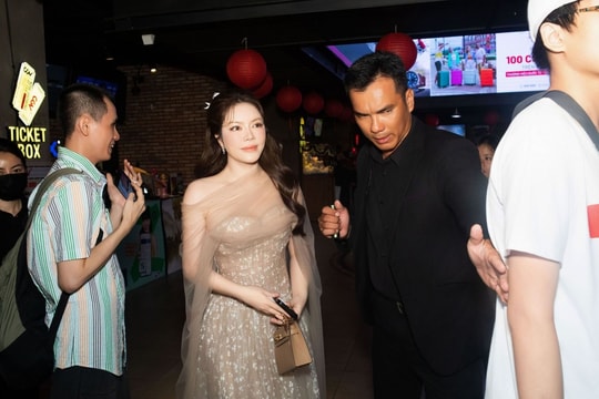 Lý Nhã Kỳ tỏa sáng tại buổi ra mắt phim "Công Tử Bạc Liêu"