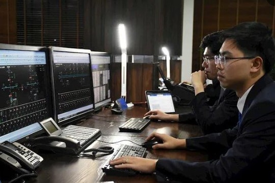 EVNHANOI chuẩn bị phương án cung ứng điện năm 2025