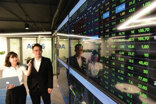 Công ty chứng khoán đua tăng vốn, ông lớn nào đang dẫn đầu?