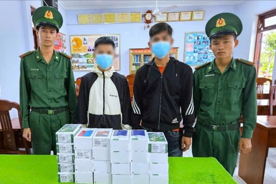 Phát hiện nhiều điện thoại di động không rõ nguồn gốc