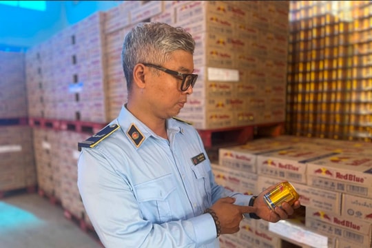 Phát hiện hơn 50.000 lon nước ngọt có dấu hiệu vi phạm về nhãn hiệu