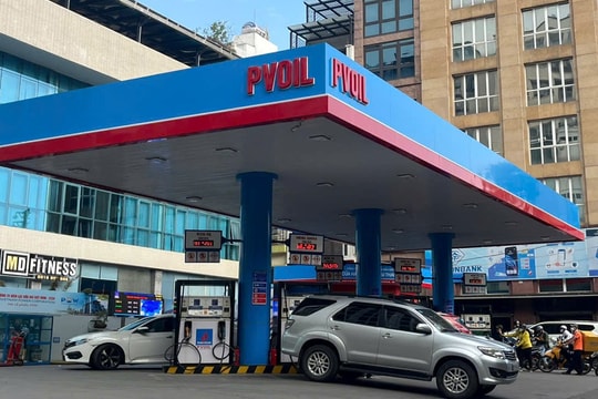 Xăng Ron 95 giảm gần 300 đồng/lít, dầu mazut giữ nguyên