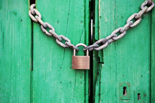 Điều kiện nhận lại tài sản bị kê biên, tạm giữ, phong tỏa khi điều tra, xét xử vụ án