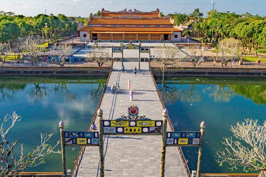 Mạng lưới tương tác thông minh cho du lịch văn hóa tại Đại Nội Huế