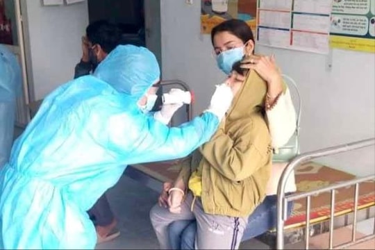 Gia Lai: 423 người chưa đến nhận tiền xét nghiệm Covid-19 bị thu cao hơn quy định