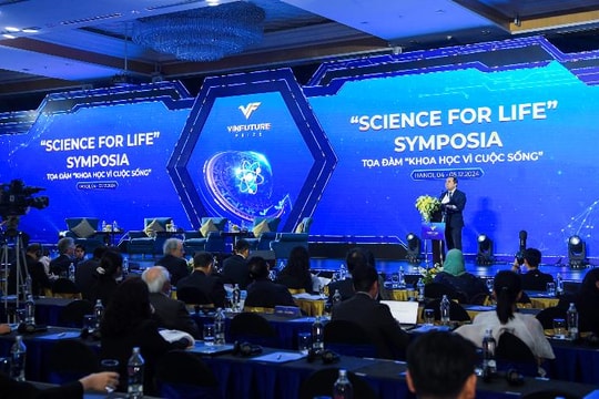 Nhà khoa học VinFuture hiến kế nhằm hóa giải cuộc khủng hoảng rác thải nhựa toàn cầu