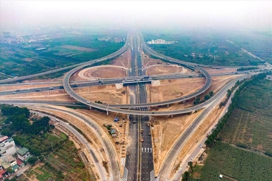 Giải ngân hơn 82.000 tỷ đồng vốn đầu tư công các dự án quốc gia