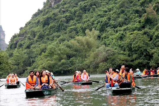 Ninh Bình đón lượng khách quốc tế cao kỷ lục