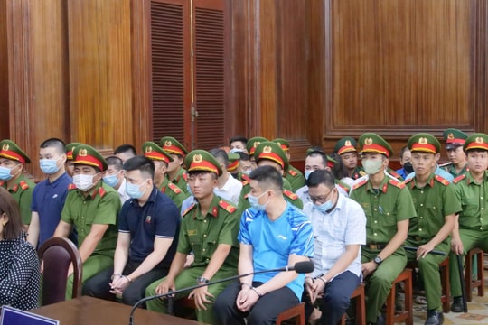 Xét xử 55 bị cáo vụ án mua bán trái phép hóa đơn, thu lợi hơn 100 tỷ đồng