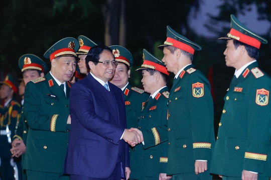 Thủ tướng: Xây dựng Học viện Quốc phòng thành học viện số, hiện đại, tầm cỡ quốc tế