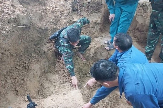 Phát hiện nhiều hài cốt liệt sĩ trong vườn nhà dân ở Quảng Trị