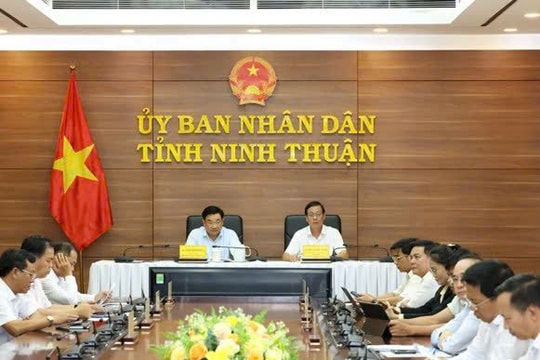 Tháo gỡ khó khăn, vướng mắc trong các dự án năng lượng tái tạo