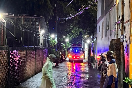 Cô gái trẻ bị sát hại, hiện trường mất xe máy