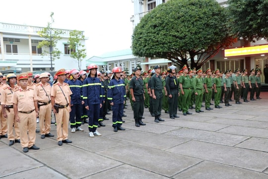 Công an Kiên Giang ra quân thực hiện đợt cao điểm tấn công, trấn áp tội phạm, bảo đảm ANTT, bảo vệ Tết Nguyên đán Ất Tỵ 2025