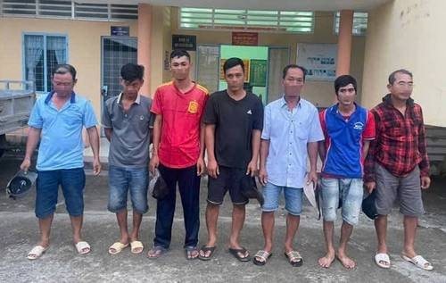 Bắt quả tang 9 đối tượng vi phạm pháp luật