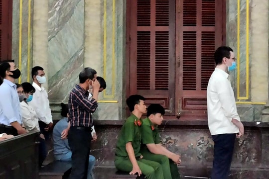 Người nước ngoài cầm đầu đường dây cho vay lãi hơn 1.300%/năm