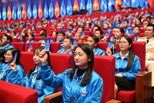 135 anh, chị tham gia Ủy ban Trung ương Hội LHTN Việt Nam khóa IX