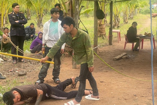 Hai anh em ruột sát hại người lang thang, giấu xác dưới suối