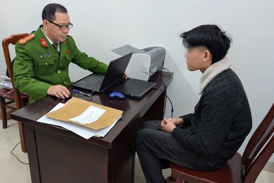 Đánh bạn vì mâu thuẫn khi đòi tiền nhặt được