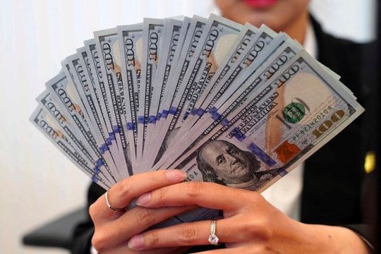 Tỷ giá USD ngày 19/12: Đồng USD đạt mức cao nhất trong 2 năm