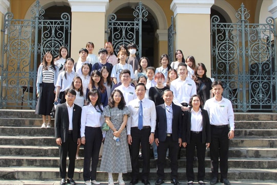 TAND TP.HCM tiếp đoàn sinh viên Trung Quốc đến tham quan thực tế