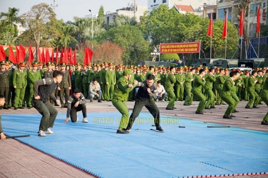 Công an Thái Bình ra quân trấn áp tội phạm, bảo đảm ANTT tết Nguyên đán