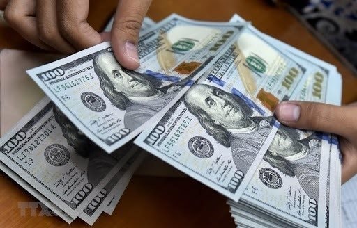 Tỷ giá USD ngày 20/12: Tràn ngập “sắc xanh” vượt mốc 108