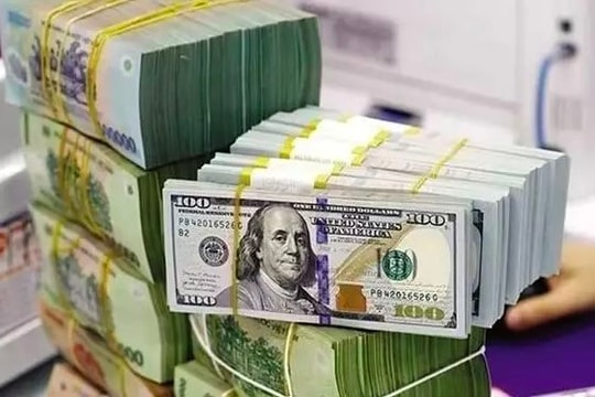 Tỷ giá USD ngày 21/12: Giảm nhẹ, hướng tới tăng tuần thứ 3 liên tiếp