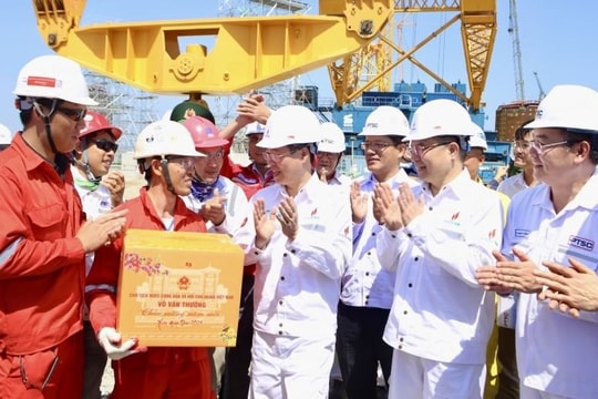 Petrovietnam: Sức mạnh đoàn kết cùng mục tiêu rực sáng cho năng lượng Quốc gia