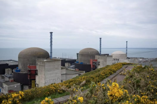 Lò phản ứng hạt nhân mạnh nhất của Pháp đi vào hoạt động sau 12 năm trì hoãn