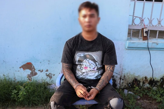 Bắt giữ đối tượng tàng trữ ma túy và súng